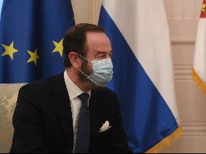 Вучић примио у опроштајну посету амбасадора Холандије