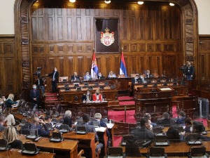 Посланици постављали питања извршној власти