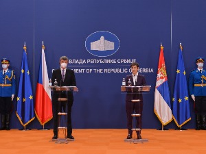 Брнабићева са Бабишом: Сада је најважнија масовна вакцинација, подршка Чешке за отварање поглавља