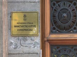 Министарство: Случајеве претњи новинарима третирати као приоритетне