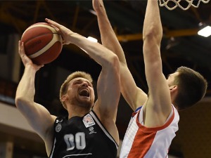 Партизан издржао налете Борца и пласирао се у полуфинале Купа