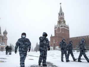 Мећава у Москви, забележен дневни рекорд у количини падавина –  60.000 комуналаца чисти град