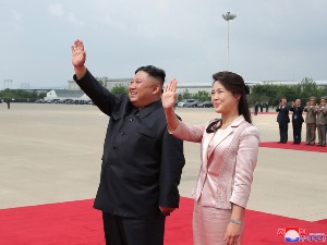 Супруга Ким Џонг Уна први пут у јавности после годину дана