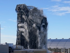 Срушен хотел "Трамп Плаза" - симбол Атлантик Ситија сравњен са земљом