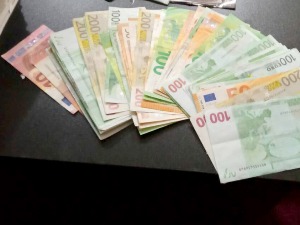 Ухапшено пет особа у Краљеву због сумње да су примали мито, међу њима и председница Прекршајног суда