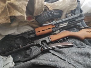 Оружје, муниција и дрога пронађени у кући код Крушевца