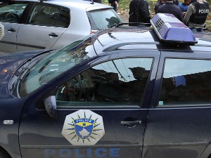 Отмица две особе у Новом Брду, међу осумњиченима и полицајци