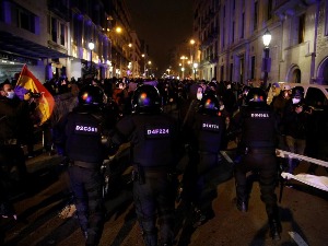 Поново насиље и хапшења на протестима у Барселони