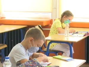 За месец дана почиње упис првака, шта родитељи треба да знају