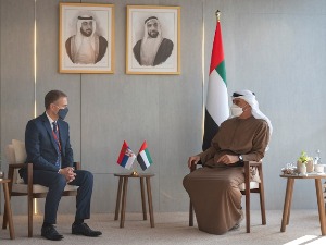 Стефановић на сајму наоружања у УАЕ, са Бин Заједом о новим пројектима