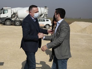 Момировић обишао радове на ауто-путу код Шапца: Молим вас убрзајте