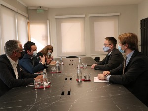 Курти британском амбасадору поновио да не треба журити са дијалогом