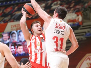 Наставља се црна серија црвено-белих, болан пораз Звезде од Бајерна