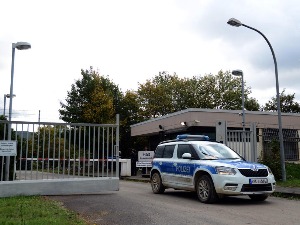 Берлин изручује режисера афере "Ибица"