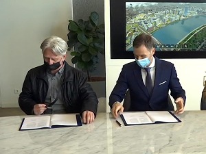 Драгослав Илић потписао уговор за стан у Београду на води