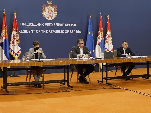 Радун: САД неће одустати од притиска на Србију по питању КиМ