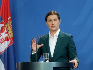 Брнабићева о фотографијама убијених: Било је важно видети их