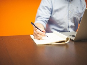 Фриленсери за учешће у изради закона, не желе да им порез буде наплаћен ретроактивно