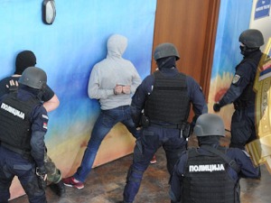 Ухапшени радници Службе за катастар непокретности у Крушевцу