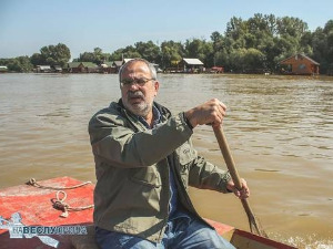 На веслу прича: Михајло Пантић – Украј воде