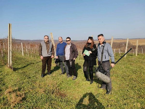 Знање-имање: Традиција и иновација