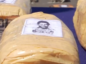 У Чилеу полиција запленила три тоне кокаина и марихуане, дрога била означена Ескобаровим ликом