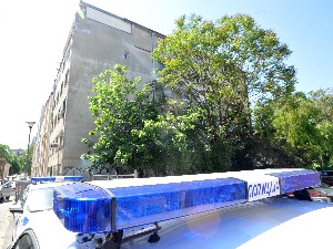 Мушкарац ухапшен јер је пуцао у провалника; Вулин: Размотрити дефиницију нужне одбране