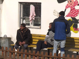 Суботица, мештани тврде да мигранти праве неред и петицијом траже појачано присуство полиције