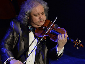 Роби Лакатош и Gyass Band, 2. део 