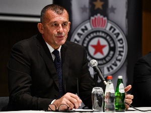 Савић промовисан у Партизану: Најбитнији тренер и стварање хибридног система