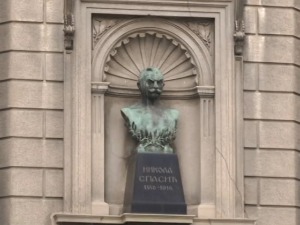 На опанцима је зарадио читаво богатство, а све што је стекао поклонио је свом народу