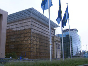 Да ли је Србија на путу ка ЕУ јача на речима или на делима