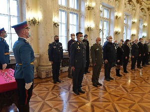 Уручени кључеви станова припадницима Министарства одбране и Војске Србије