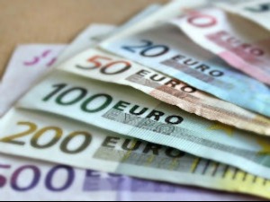 Фалсификатори евра у Панчеву осуђени на више од 20 година затвора