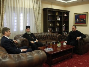 Владика британско-скандинавски Доситеј посетио Управу