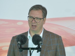 Вучић: Спремни смо за дијалог, али никада на уцене и претње