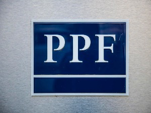 После смрти Келнера, на челу "ППФ Групе" Бартоничек