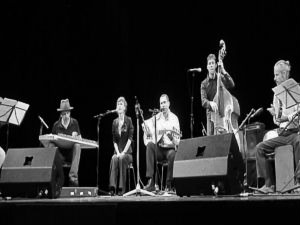 Студио 6:   Shira U'tfila