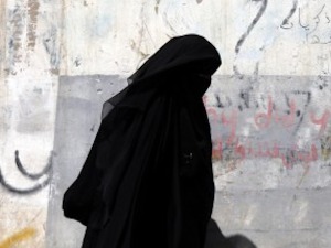 Тунис, жена бомбаш-самоубица разнела себе и своју бебу