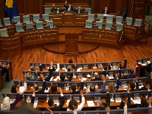 Рок за избор председника до 5. априла, у супротном нови избори на КиМ