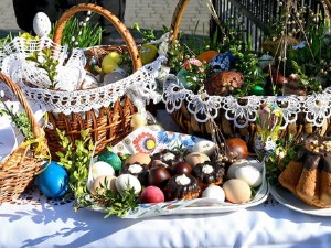 Ускрс у делу хришћанског света – прослава победе живота над смрћу