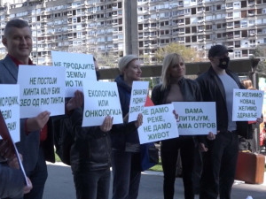 Петиција против рудника са 62.000 потписа, перформанс испред седишта Рио Тинта у Београду