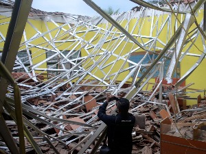 Снажан земљотрес погодио Индонезију, има жртава