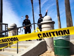 Лос Анђелес, троје деце избодено насмрт