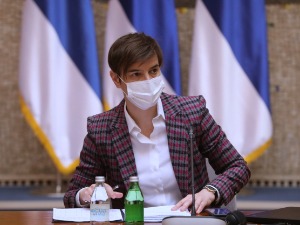 Брнабић: Вучић до краја априла отвара још једну фабрику