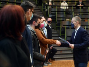 Војнотехнички институт јачи за 70 запослених