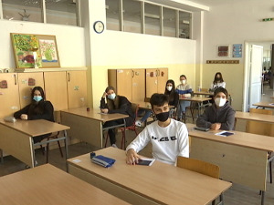 Провера решења задатака са пробног завршног испита на РТС 3