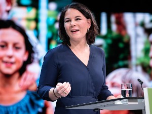Аналена Бербок кандидаткиња Зелених за немачку канцеларку