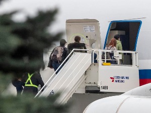 Протеране руске дипломате напустиле Чешку