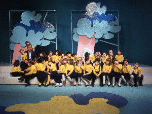 Колибри и Биг бенд РТС-а: Хајде, свете, буди дете